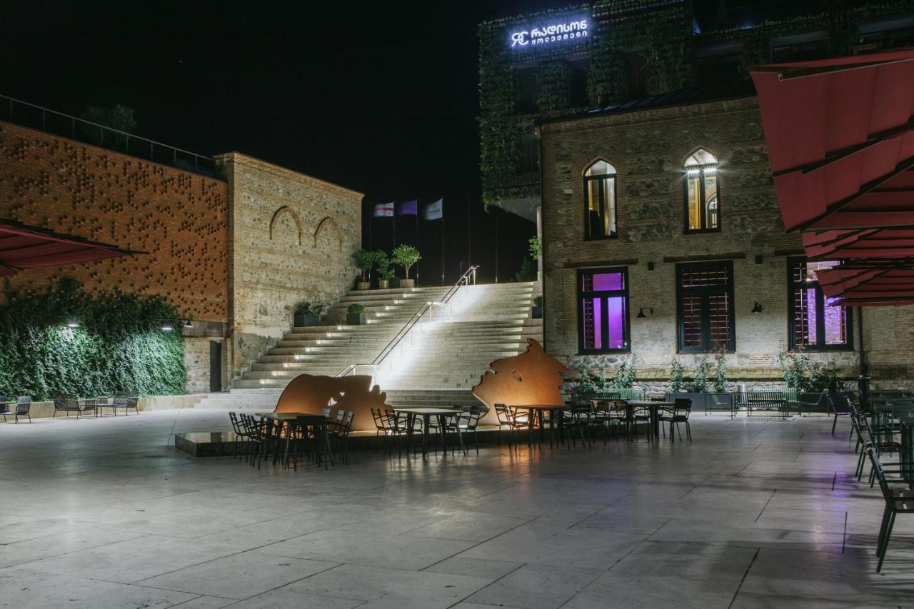Tsinandali Estate, A Radisson Collection Hotel Ngoại thất bức ảnh The courtyard of the museum